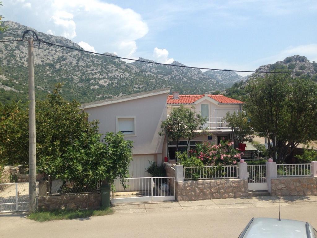 Apartments Tea Karlobag Exterior foto